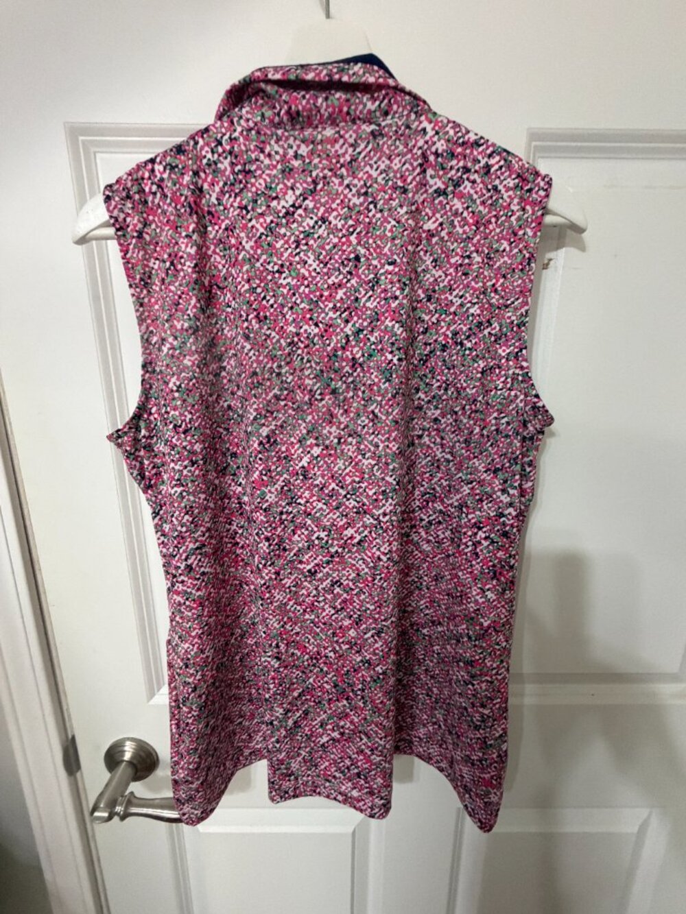 EP NY Sleeveless Womens Golf Shirt - Picture 2 of 3